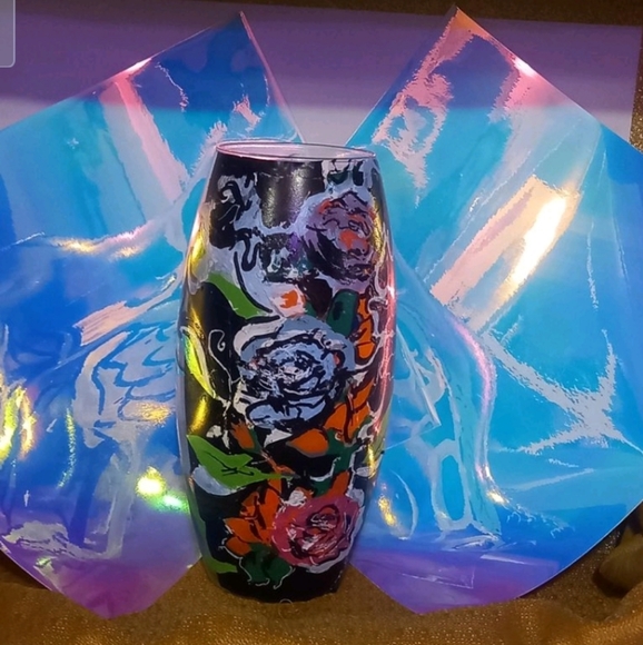 Clearly a roze Garden Glass Vase - Picture 2 of 2